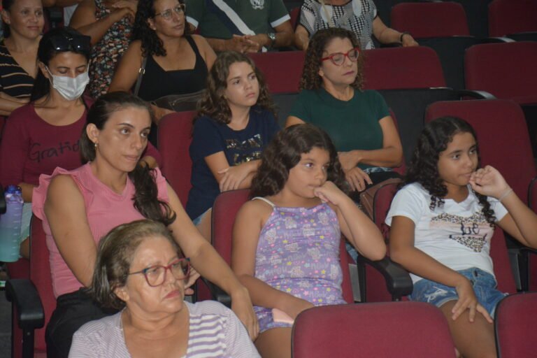 Parnamirim: SEMUC informa início das aulas de dança e canto