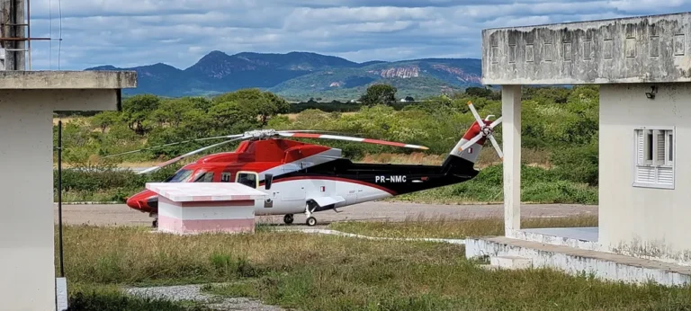 Sem combustível em helicóptero, suspeito de ser ‘piloto do tráfico’ é preso ao pousar no interior do RN