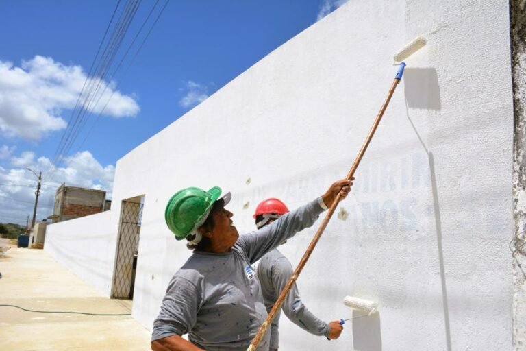 Prefeitura prepara cemitérios públicos para o Dia de Finados Prefeitura prepara cemitérios públicos para o Dia de Finados