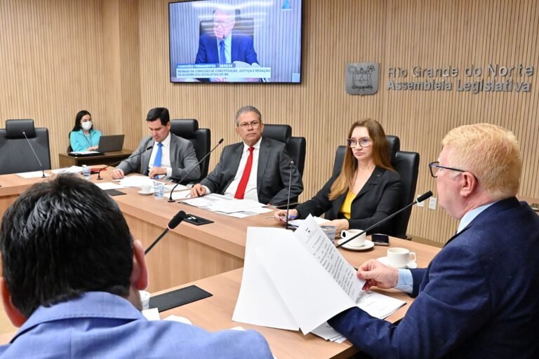 CCJ da Assembleia Legislativa aprova projeto para criação do Cadastro de Pedófilos no RN CCJ da Assembleia Legislativa aprova projeto para criação do Cadastro de Pedófilos no RN