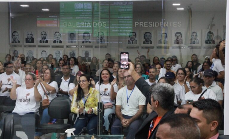 Servidores da Saúde acompanharam sessão ordinária nesta terça Servidores da Saúde acompanharam sessão ordinária nesta terça
