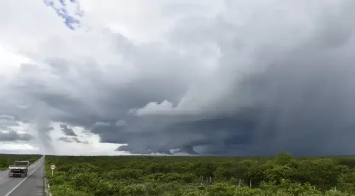 Inmet amplia alerta de chuvas intensas para todas as cidades do RN