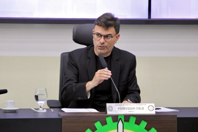 Vereador Professor Ítalo destaca aprovação célere do piso salarial dos professores em Parnamirim Vereador Professor Ítalo destaca aprovação célere do piso salarial dos professores em Parnamirim