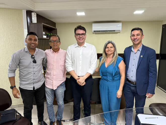 Dr. César Maia recebe representantes de Nova Parnamirim e apoia corrida “Parnarun”