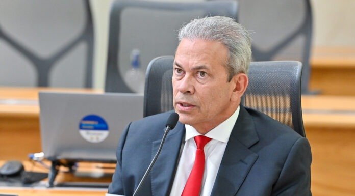 Hermano destaca sanção de lei de incentivo à reciclagem e reforça importância da Fenacam