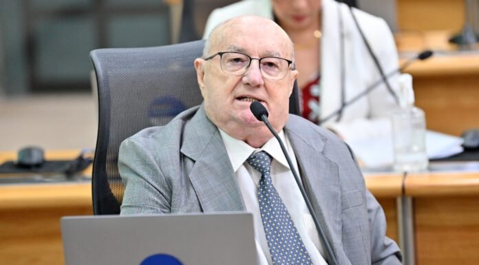 José Dias critica liberação de emendas e confirma não disputar reeleição