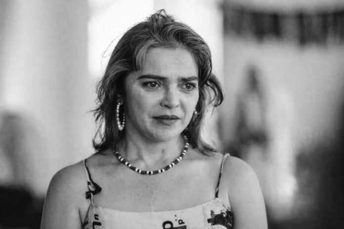 D5F05Ml0Mdx7SnErFcCB9IwwO8myPEdgbJKE3tWf