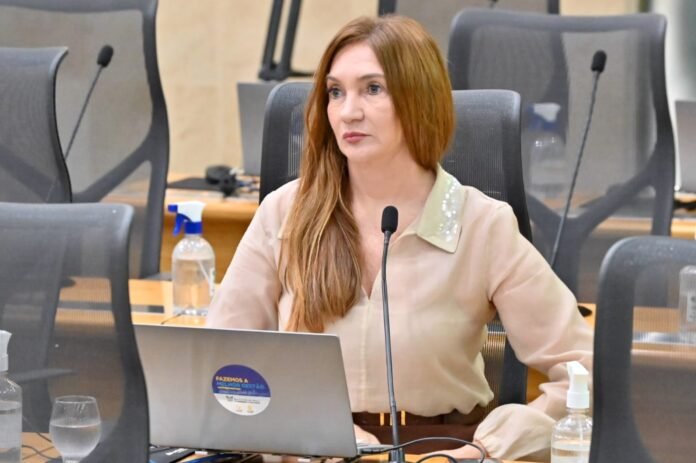 EnYllKaGFz5Ra9s8Iosga0phJ9CNMk1QUA4vdRdo