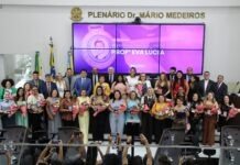 Câmara de Parnamirim entrega Comenda Eva Lúcia a 21 parnamirinenses