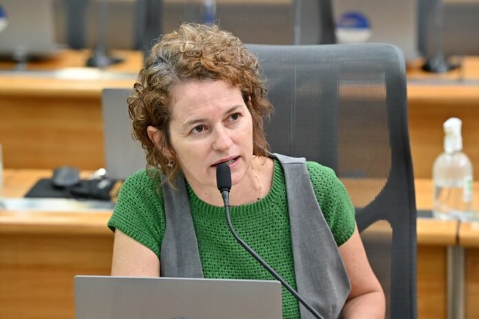 QKsQD2CjlqwPc90S4zkrKBVt0cWuIUDEI0XOZn4h