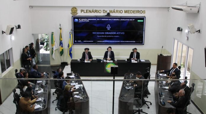 Câmara de Parnamirim aprova reajuste de 5,4% aos profissionais do magistério da Educação Básica