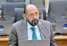 Gustavo Carvalho critica gestão da educação e cobra ações do governo