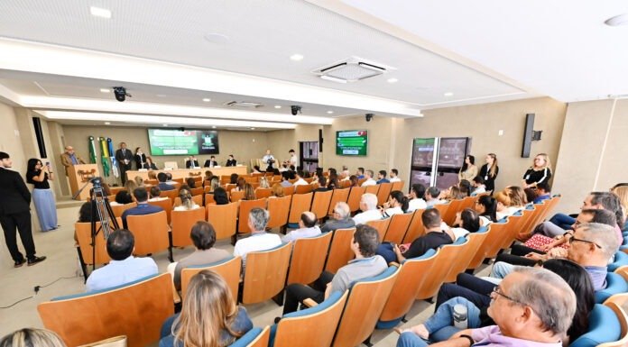 Galeno Torquato requer recuperação de rodovias para fortalecer turismo no Oeste