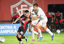 ABC sofre virada após expulsões e leva goleada do Vitória na semifinal da Copa do Nordeste