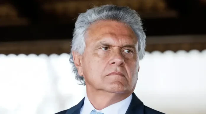 Caiado oficializa candidatura à Presidência