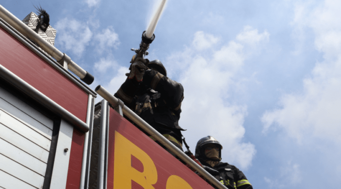 Cadeirante sofre queimaduras após incêndio atingir imóvel em Caicó