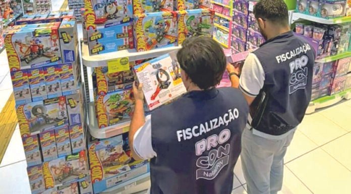 Procon fiscaliza venda de brinquedos antes do Dia das Crianças em Natal